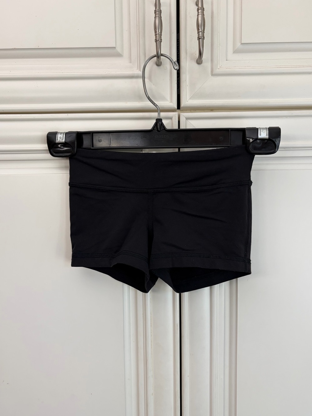 SIZE 4 - Ivivva by Lululemon reversible girls luon shorts